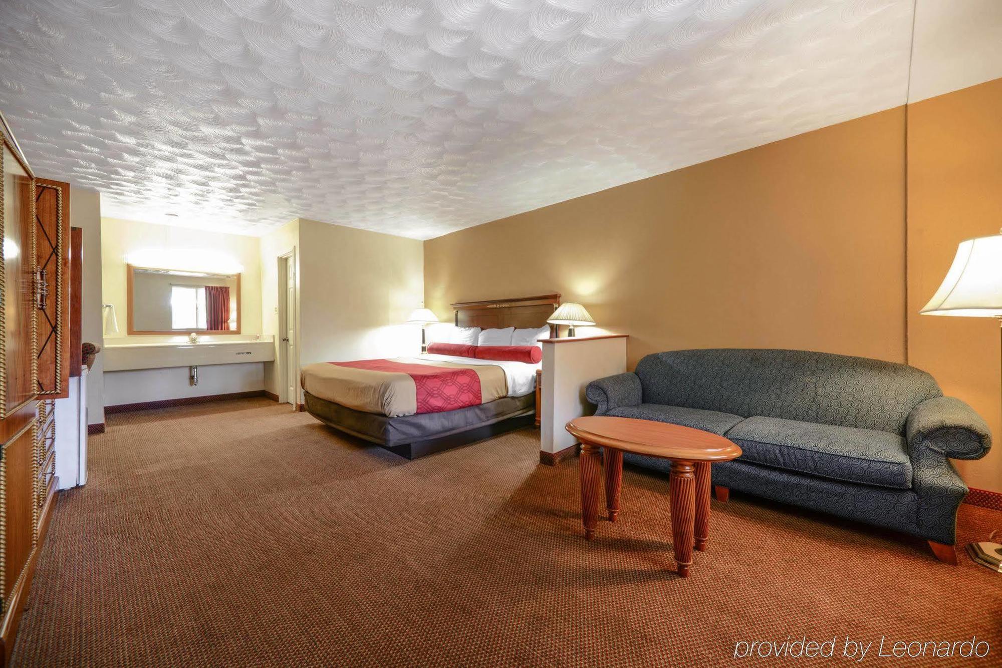 Econo Lodge Inn & Suites คาร์บอนเดล ภายนอก รูปภาพ