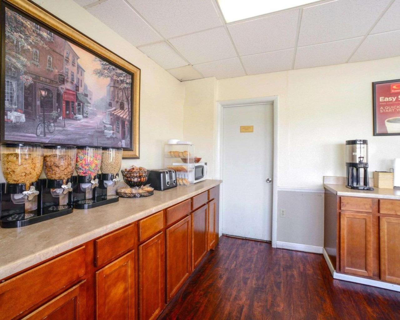Econo Lodge Inn & Suites คาร์บอนเดล ภายนอก รูปภาพ